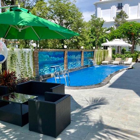 Sun And Sea Hotel Nha Trang Bagian luar foto